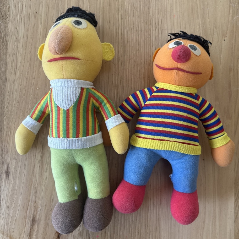 VINTAGE BERT AND ERNIE SESAME STREET STUFFED PLUSH TOYS Needs REPAIR